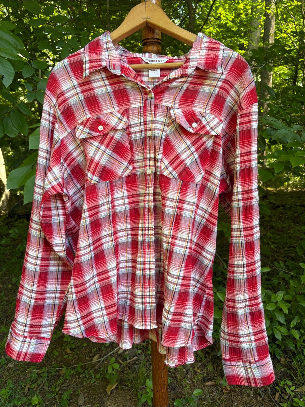 Red Plaid Button-Front Shirt with Chest Pockets